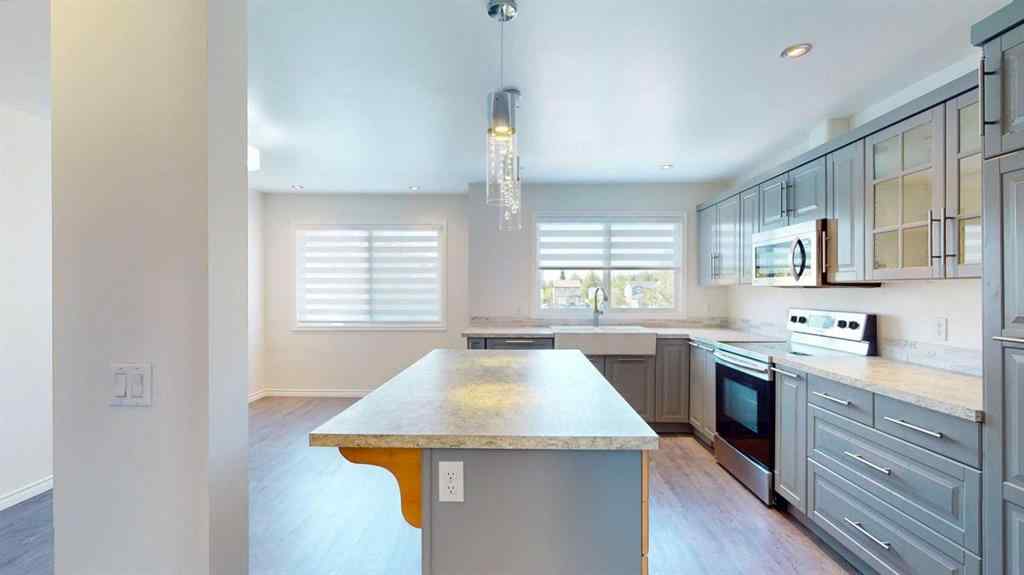 MLS® A2241436 - 128 Wallace Place  in Thickwood Fort McMurray, Residential