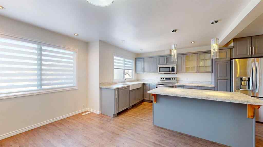 MLS® A2241436 - 128 Wallace Place  in Thickwood Fort McMurray, Residential