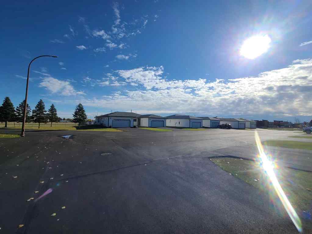 MLS® A2241468 - Unit #3 4701 51 Street  in NONE Grimshaw, Residential