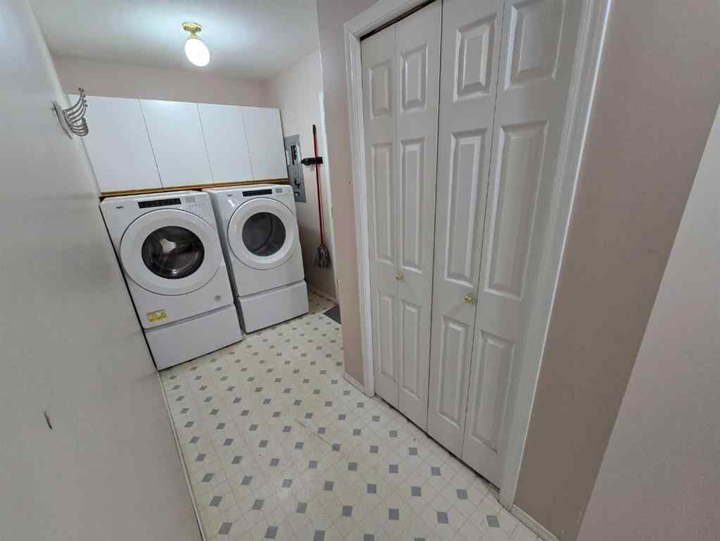 MLS® A2241468 - Unit #3 4701 51 Street  in NONE Grimshaw, Residential