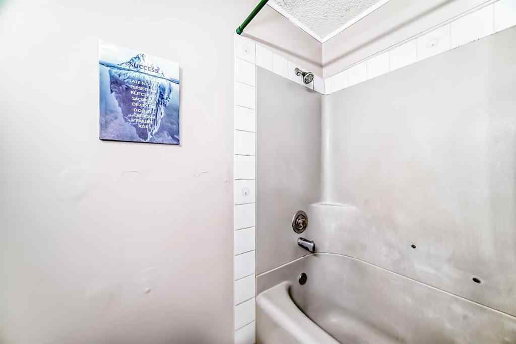MLS® A2241478 - 5625 Templehill Road NE in Temple Calgary, Residential