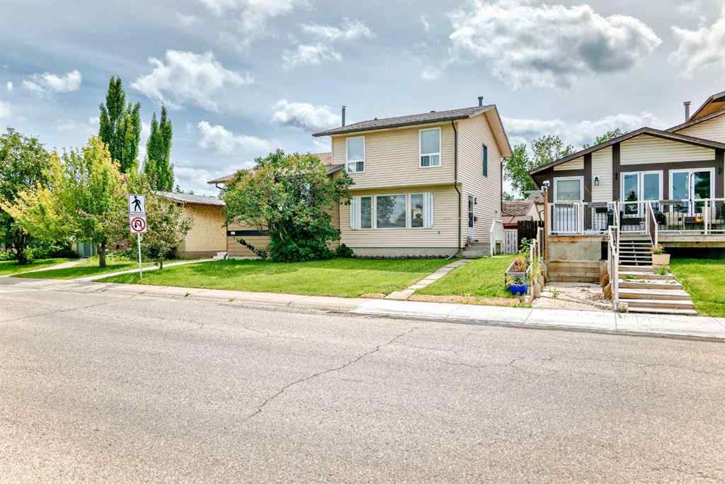 MLS® A2241478 - 5625 Templehill Road NE in Temple Calgary, Residential