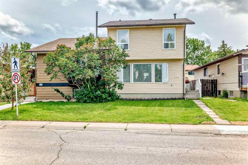 MLS® A2241478 - 5625 Templehill Road NE in Temple Calgary, Residential