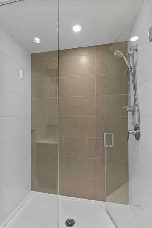 MLS® A2241487 - Unit #806 128 2 Street SW in Chinatown Calgary, Residential