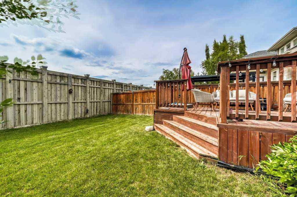 MLS® A2241510 - 401 Mahogany Court SE in Mahogany Calgary, Residential