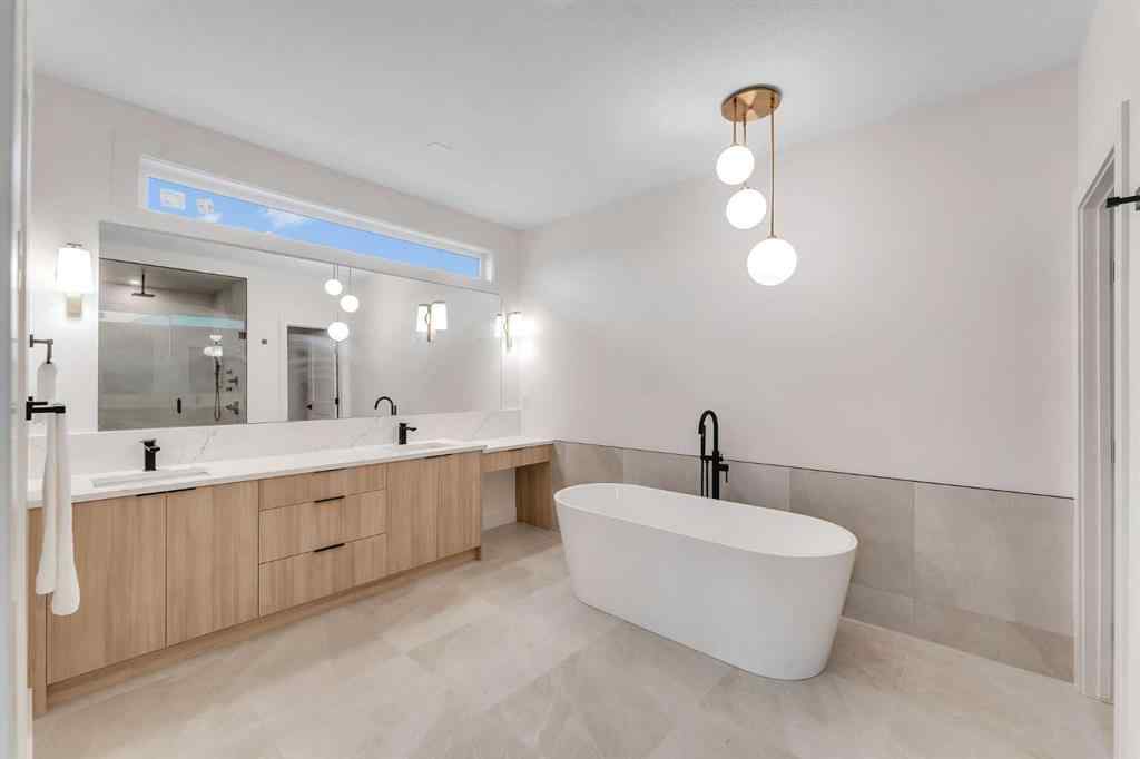 MLS® A2241513 - 193 South Shore View  in South Shores Chestermere, Residential