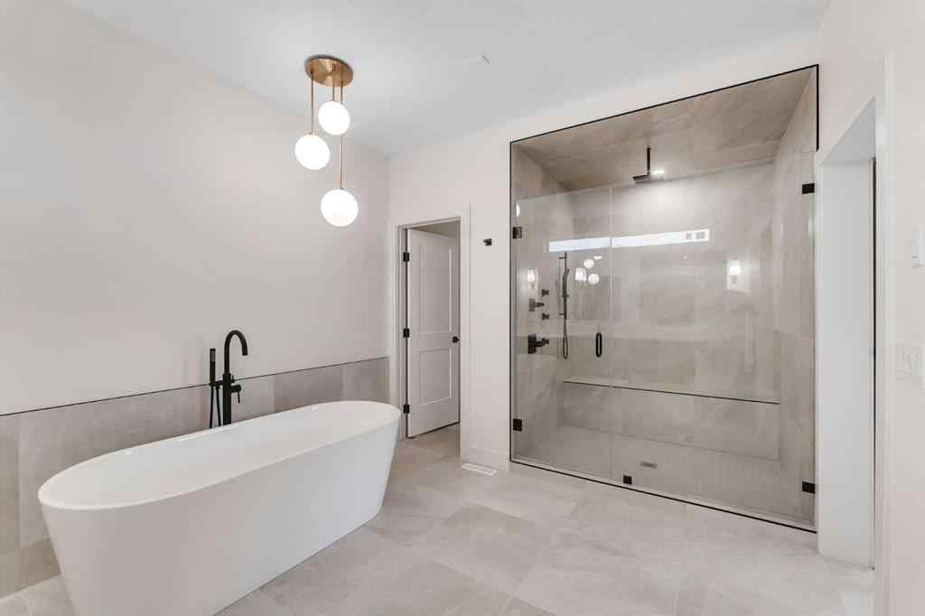 MLS® A2241513 - 193 South Shore View  in South Shores Chestermere, Residential