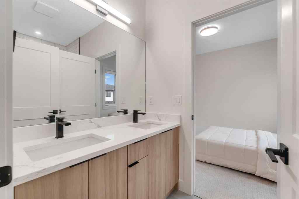 MLS® A2241513 - 193 South Shore View  in South Shores Chestermere, Residential