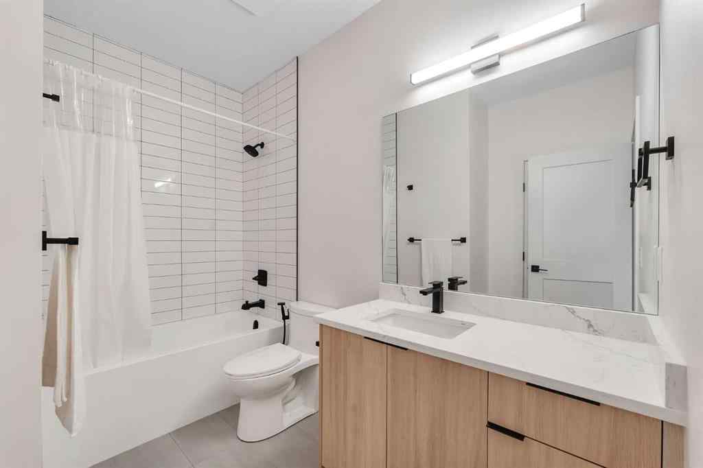MLS® A2241513 - 193 South Shore View  in South Shores Chestermere, Residential