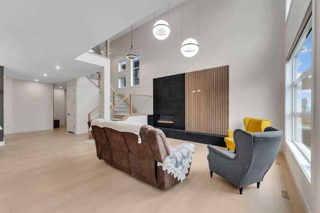 MLS® A2241513 - 193 South Shore View  in South Shores Chestermere, Residential