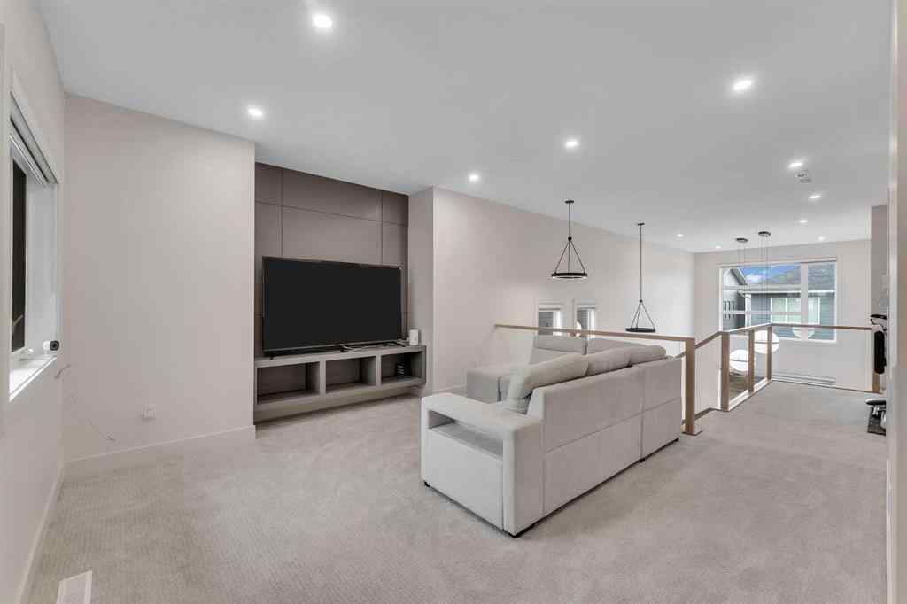 MLS® A2241513 - 193 South Shore View  in South Shores Chestermere, Residential