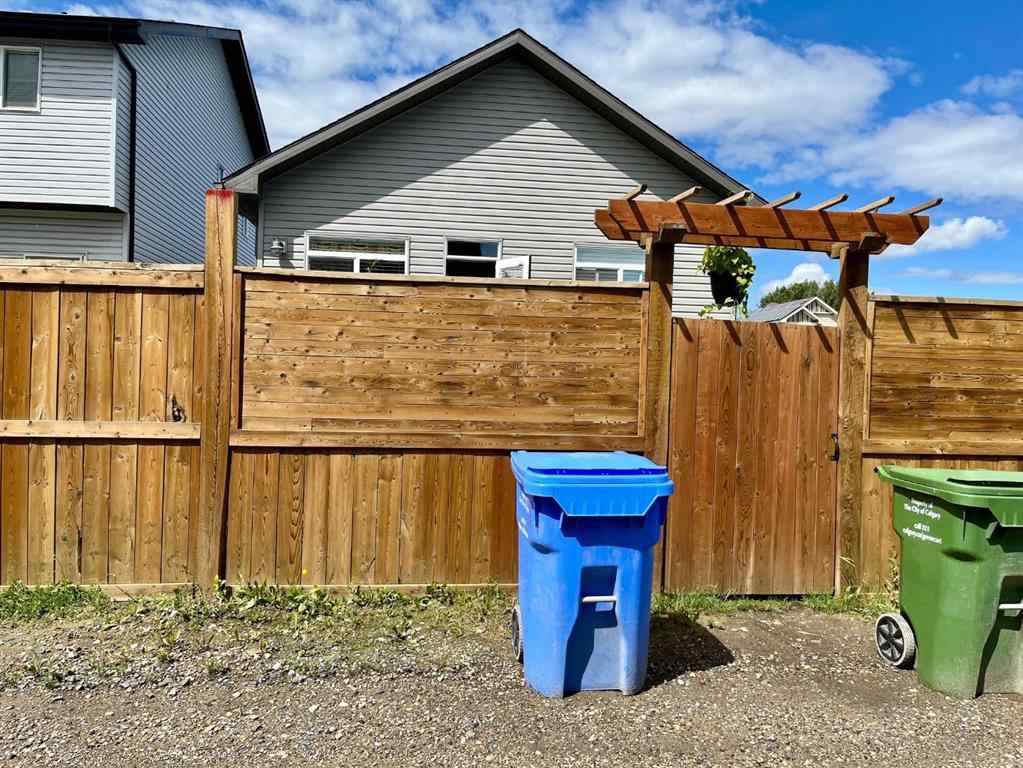MLS® A2241530 - 170 Walgrove Terrace SE in Walden Calgary, Residential