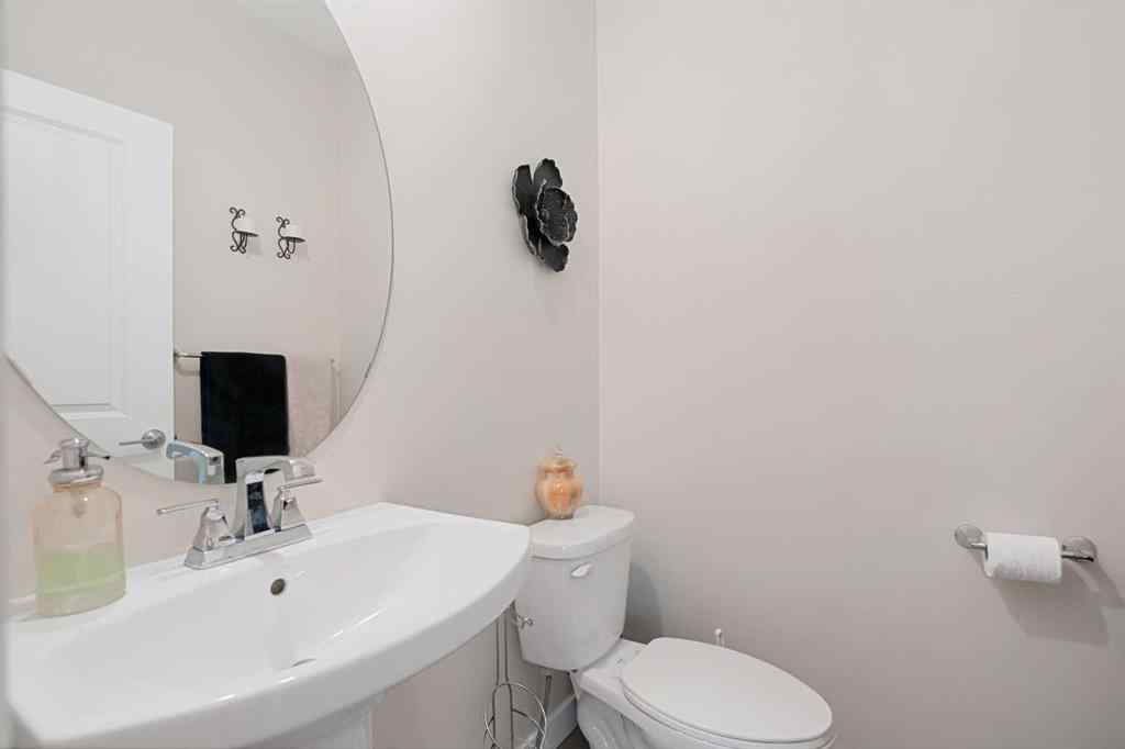 MLS® A2241543 - 388 Bayview Way SW in Bayview Airdrie, Residential