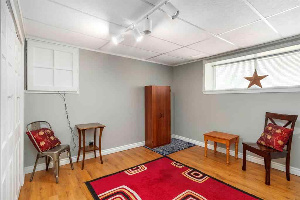 MLS® A2241550 - 150 Hilltop Crescent  in Thickwood Fort McMurray, Residential