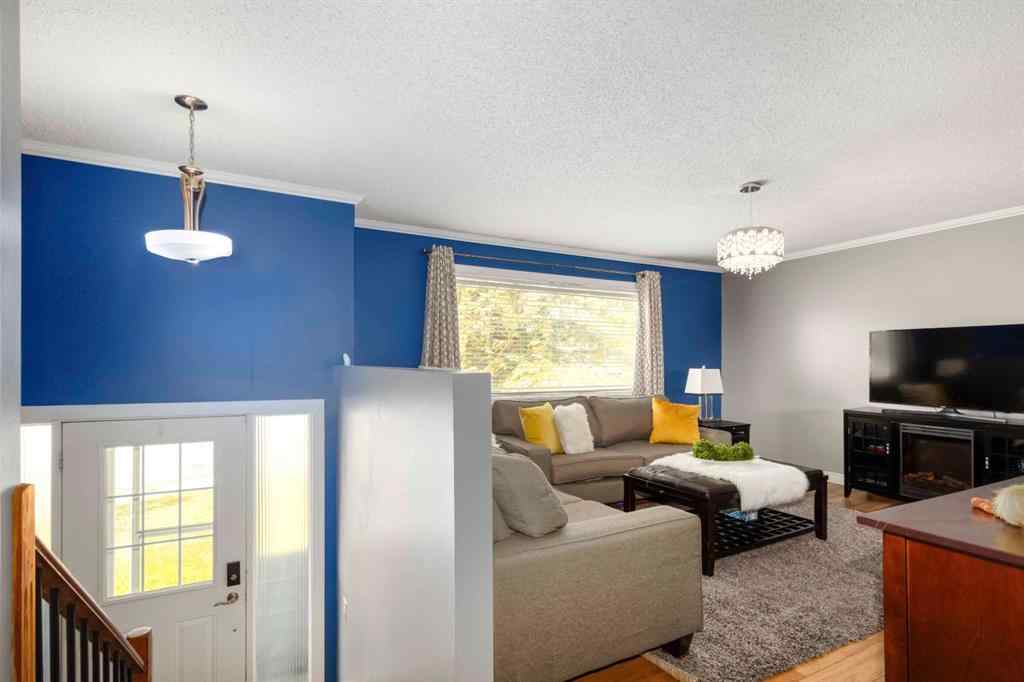 MLS® A2241550 - 150 Hilltop Crescent  in Thickwood Fort McMurray, Residential