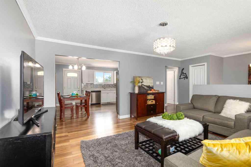 MLS® A2241550 - 150 Hilltop Crescent  in Thickwood Fort McMurray, Residential