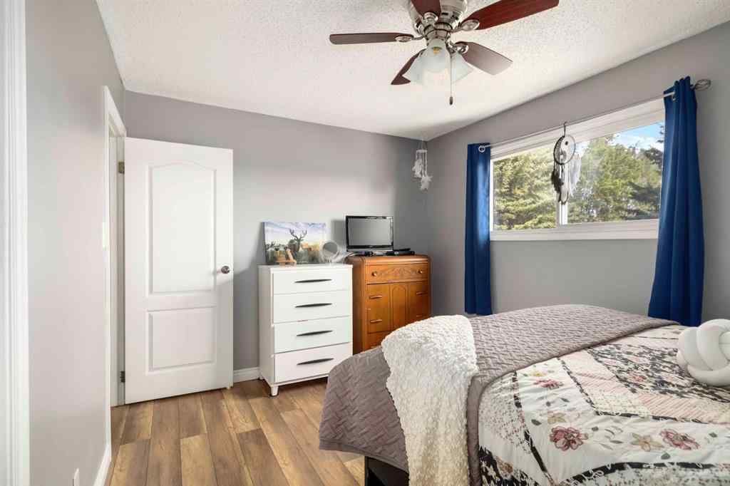MLS® A2241550 - 150 Hilltop Crescent  in Thickwood Fort McMurray, Residential