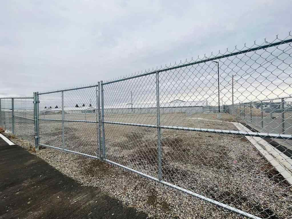 MLS® A2241565 - Unit #60 1313 30 Street N in Churchill Industrial Park Lethbridge, Commercial