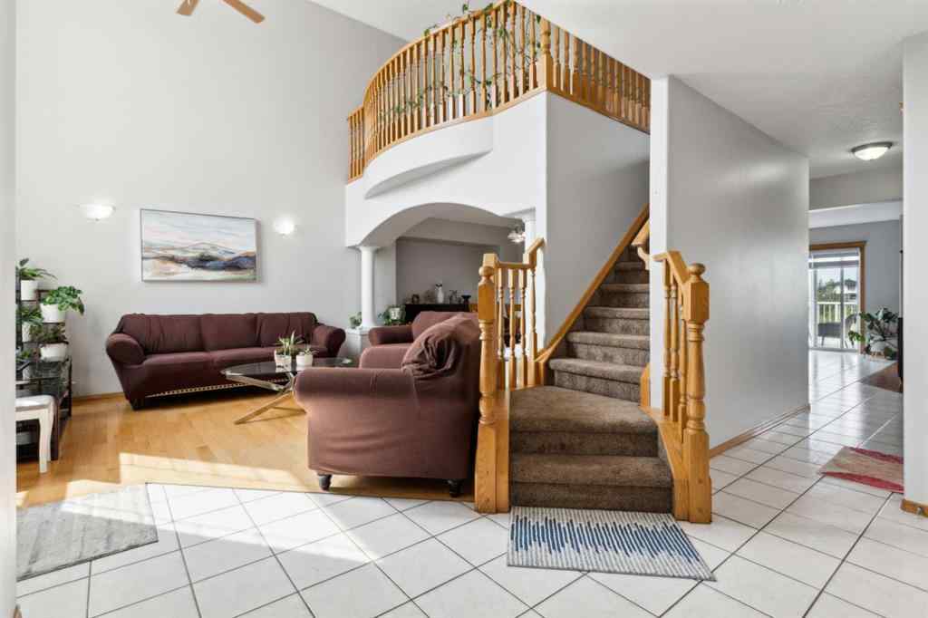MLS® A2241571 - 292 Taracove Estate Drive NE in Taradale Calgary, Residential