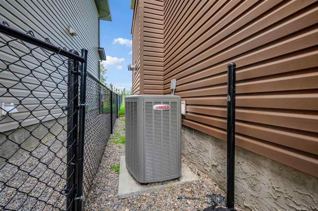 MLS® A2241595 - 185 Evanspark Gardens NW in Evanston Calgary, Residential