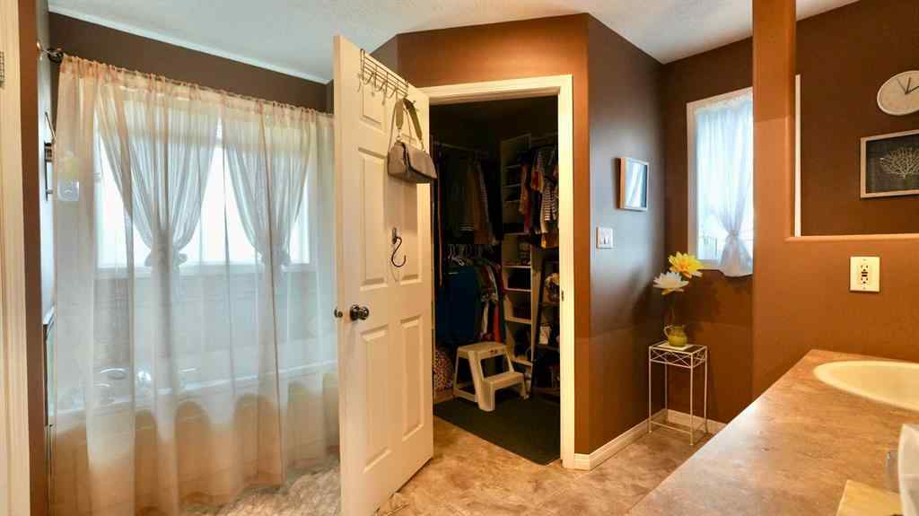 MLS® A2241598 - 5514 45 Avenue  in NONE Grimshaw, Residential