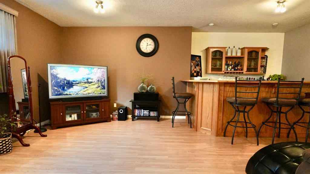 MLS® A2241598 - 5514 45 Avenue  in NONE Grimshaw, Residential