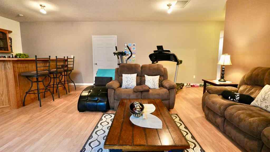 MLS® A2241598 - 5514 45 Avenue  in NONE Grimshaw, Residential