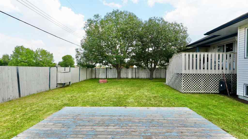 MLS® A2241598 - 5514 45 Avenue  in NONE Grimshaw, Residential