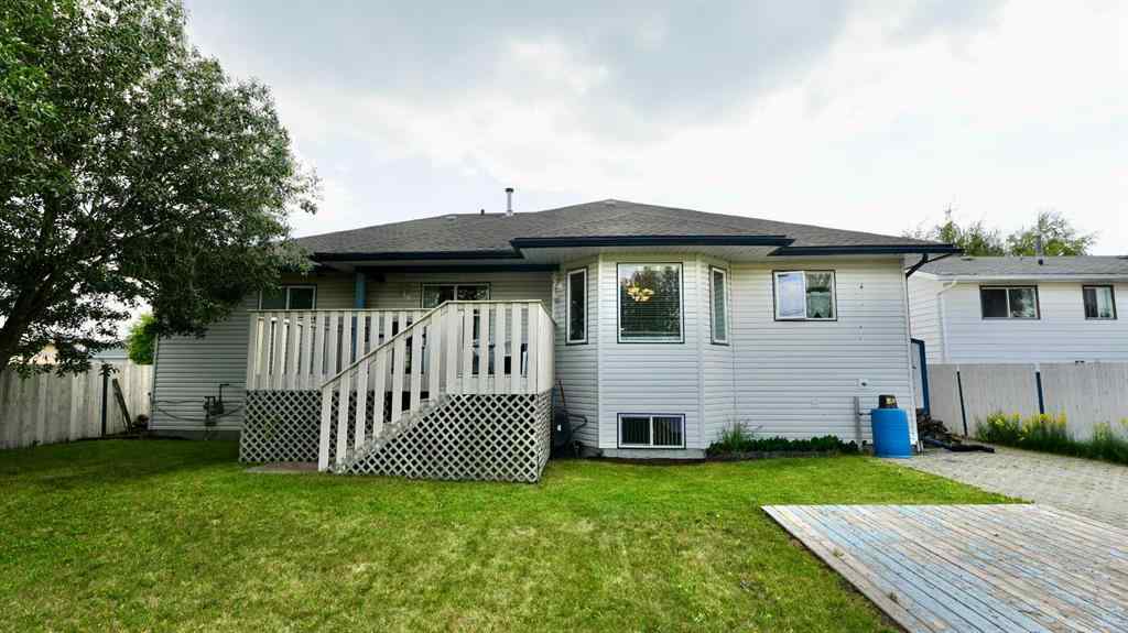 MLS® A2241598 - 5514 45 Avenue  in NONE Grimshaw, Residential
