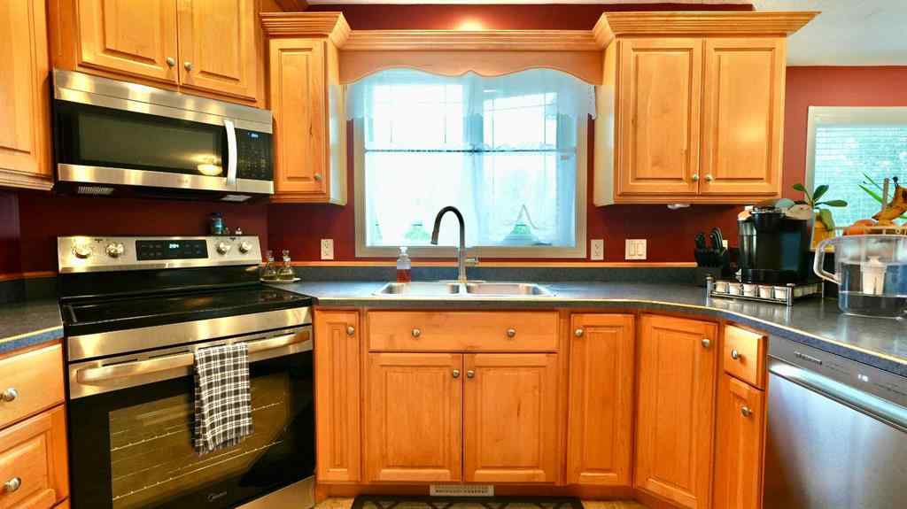 MLS® A2241598 - 5514 45 Avenue  in NONE Grimshaw, Residential