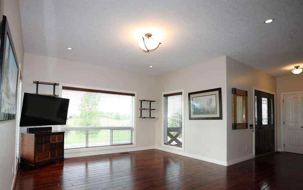 MLS® A2241609 - 32015 292 Avenue E in NONE Rural Foothills County, Residential