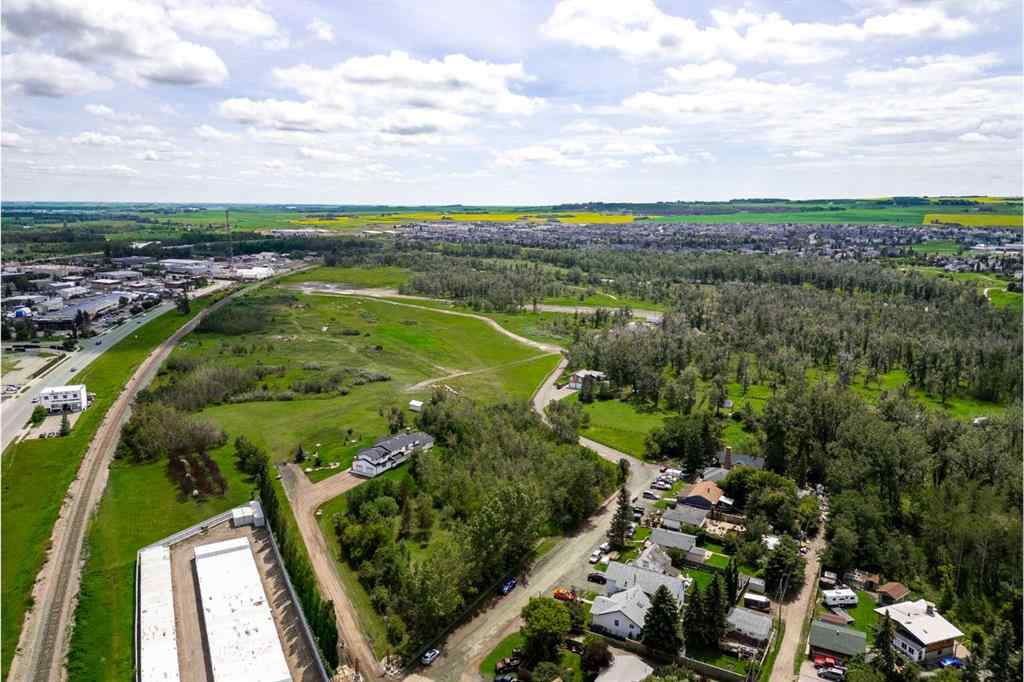 MLS® A2241615 - 17 Oak Avenue  in NONE Rural Foothills County, Residential