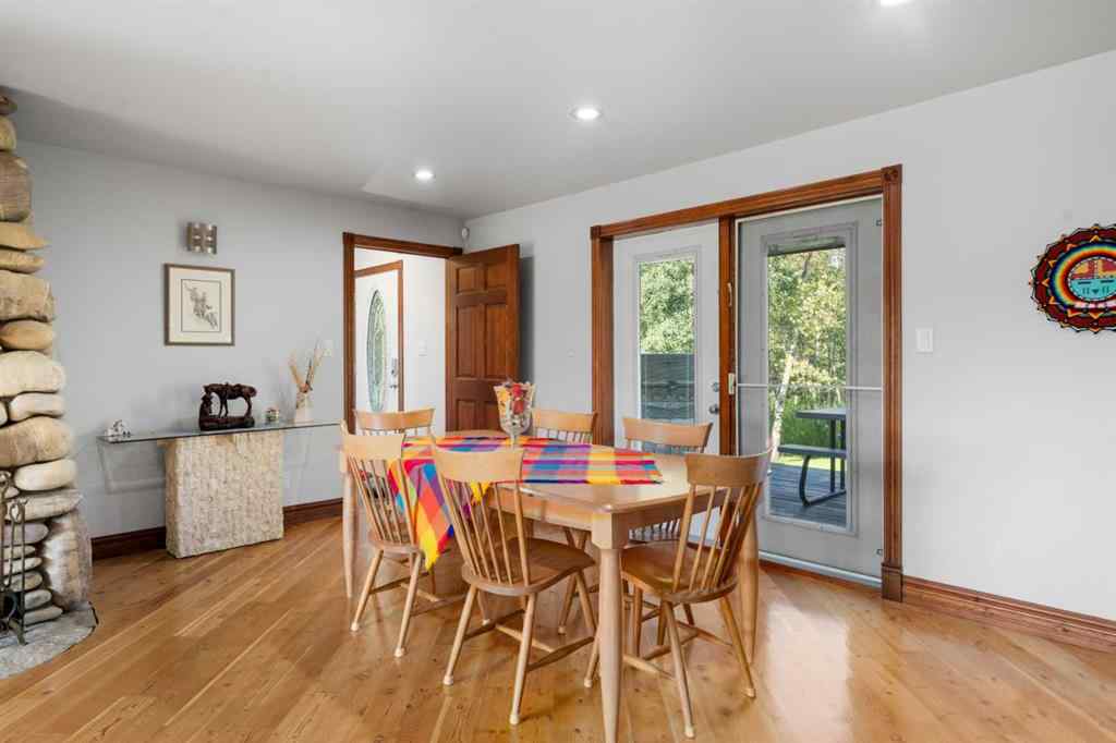 MLS® A2241615 - 17 Oak Avenue  in NONE Rural Foothills County, Residential