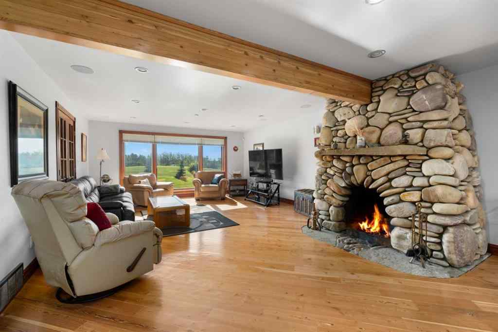MLS® A2241615 - 17 Oak Avenue  in NONE Rural Foothills County, Residential