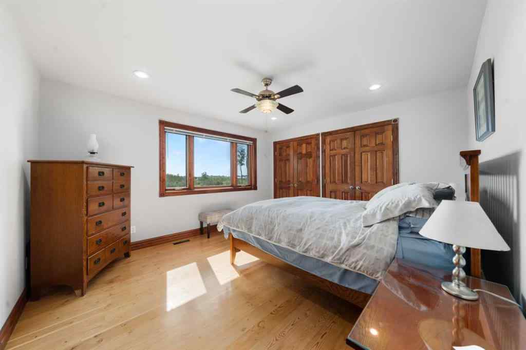 MLS® A2241615 - 17 Oak Avenue  in NONE Rural Foothills County, Residential
