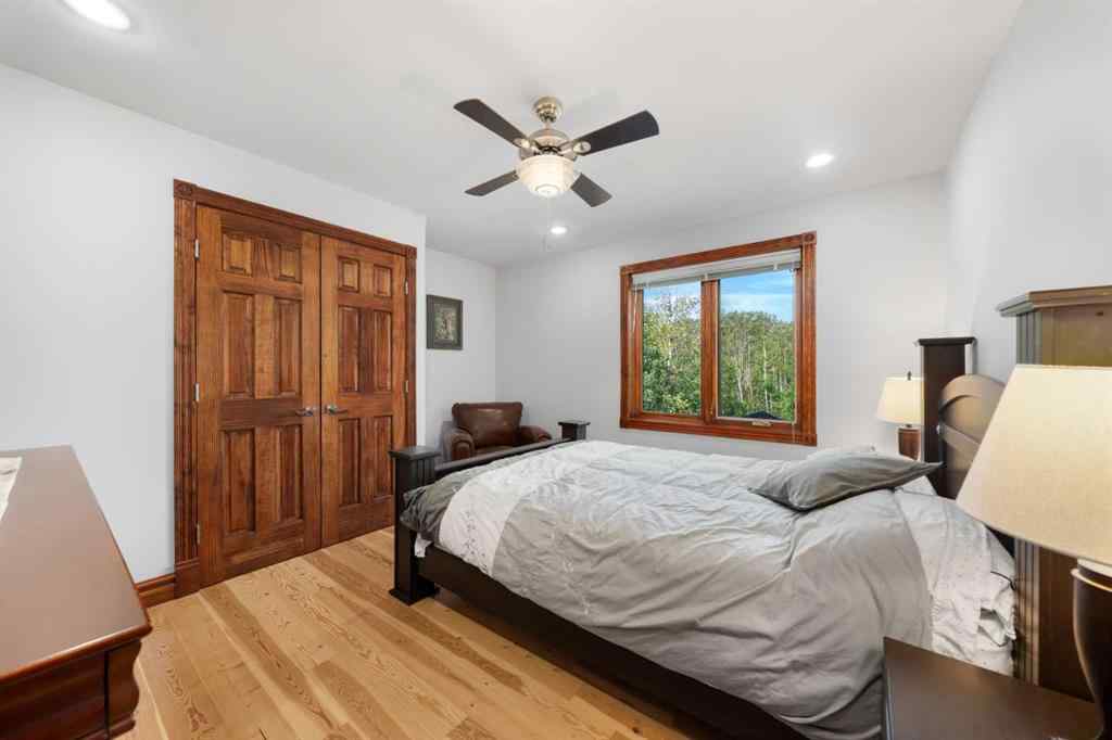 MLS® A2241615 - 17 Oak Avenue  in NONE Rural Foothills County, Residential