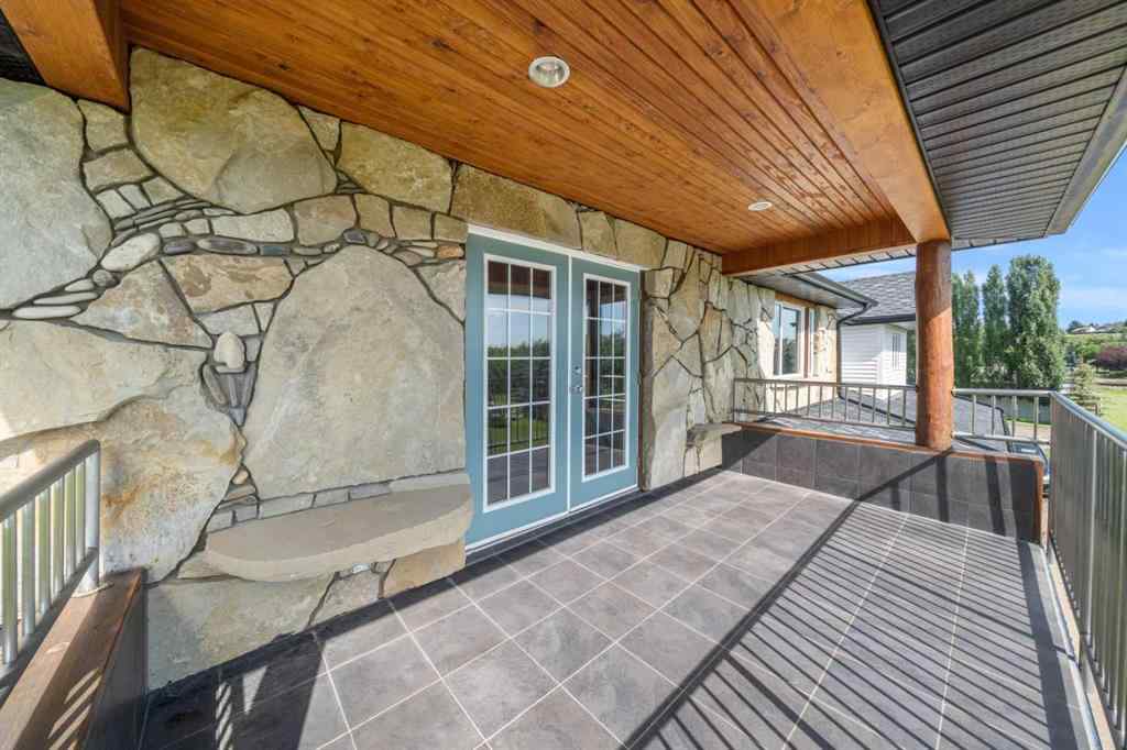 MLS® A2241615 - 17 Oak Avenue  in NONE Rural Foothills County, Residential
