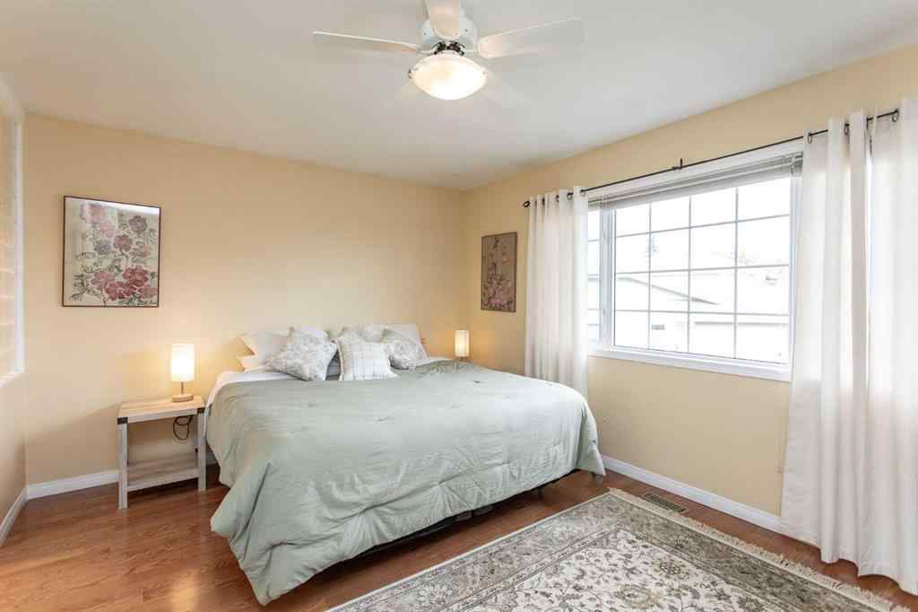 MLS® A2241619 - 6 Lilac Close  in Nursery Grove Lacombe, Residential