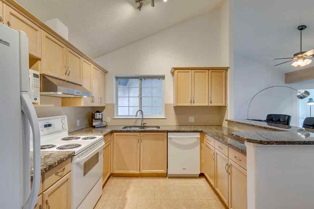 MLS® A2241636 - Unit #803 1997 Sirocco Drive SW in Signal Hill Calgary, Residential