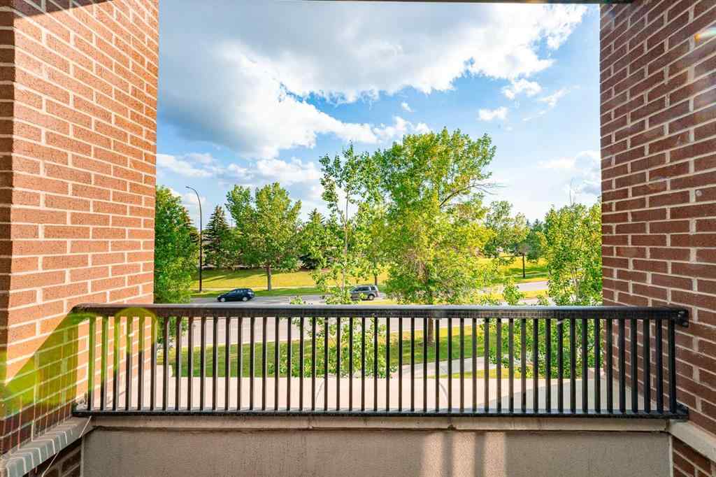 MLS® A2241641 - Unit #3215 95 Burma Star Road SW in Currie Barracks Calgary, Residential