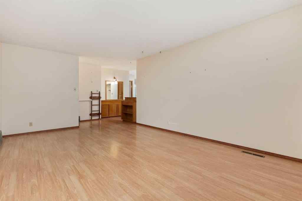 MLS® A2241644 - 6508 45 Avenue  in Westmount Camrose, Residential
