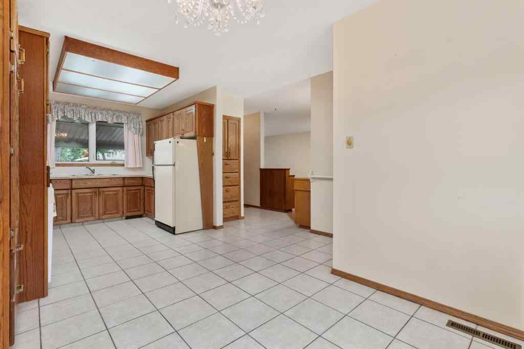 MLS® A2241644 - 6508 45 Avenue  in Westmount Camrose, Residential