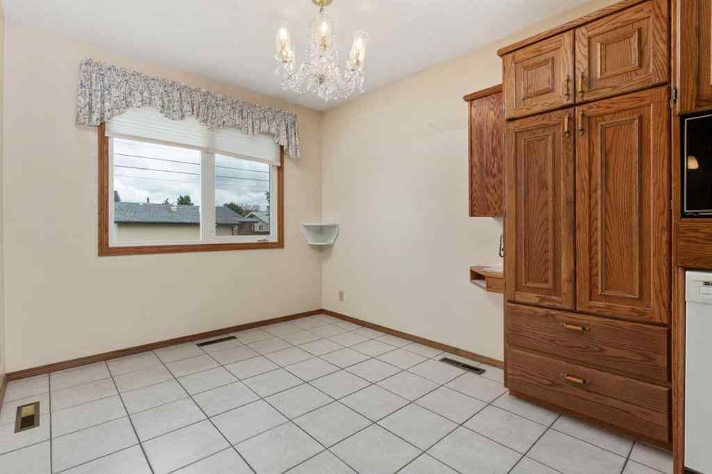 MLS® A2241644 - 6508 45 Avenue  in Westmount Camrose, Residential