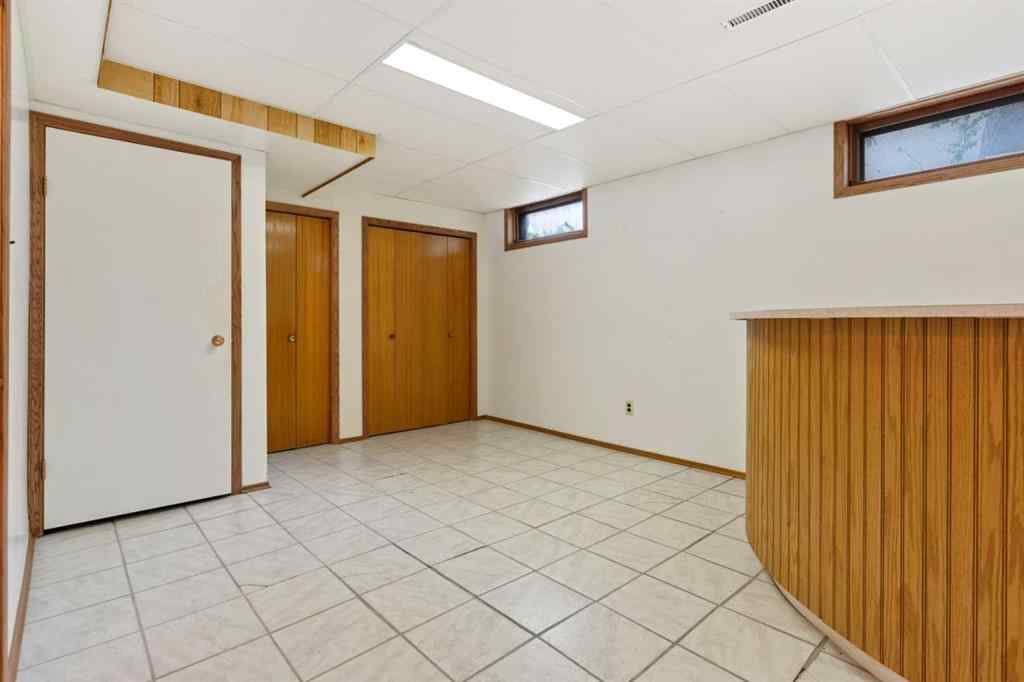 MLS® A2241644 - 6508 45 Avenue  in Westmount Camrose, Residential
