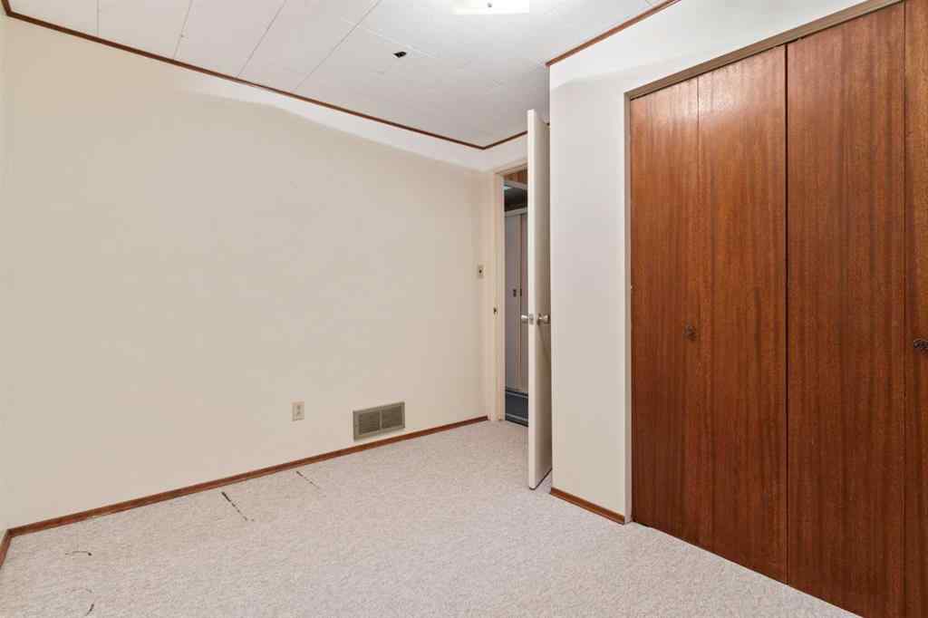 MLS® A2241644 - 6508 45 Avenue  in Westmount Camrose, Residential