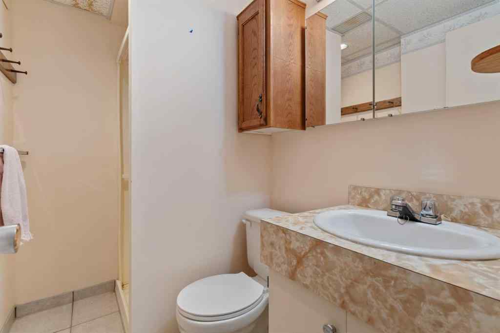 MLS® A2241644 - 6508 45 Avenue  in Westmount Camrose, Residential