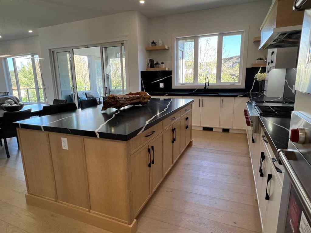 MLS® A2241655 - 48 Rockcliff Terrace NW in Rocky Ridge Calgary, Residential