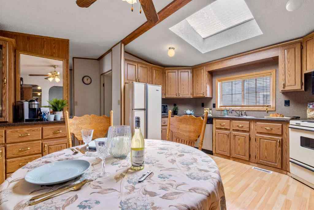 MLS® A2241658 - 254 Erin Woods Circle SE in Erin Woods Calgary, Residential