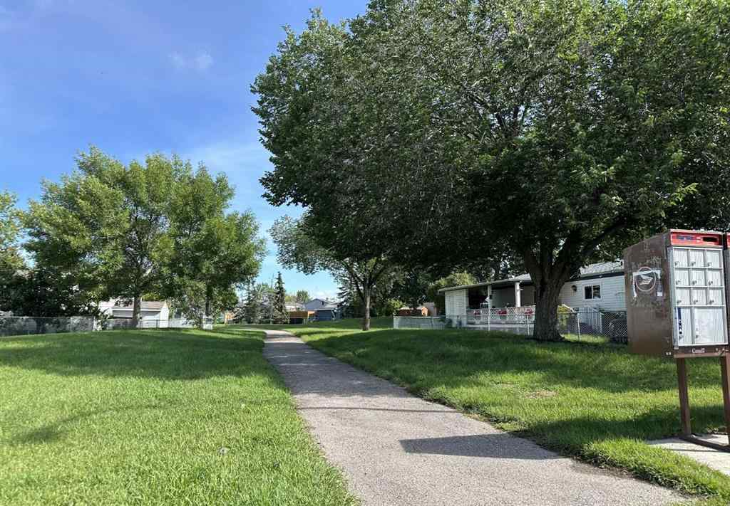 MLS® A2241658 - 254 Erin Woods Circle SE in Erin Woods Calgary, Residential