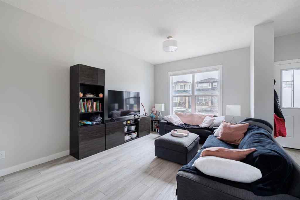 MLS® A2241669 - 33 Legacy Glen Place SE in Legacy Calgary, Residential